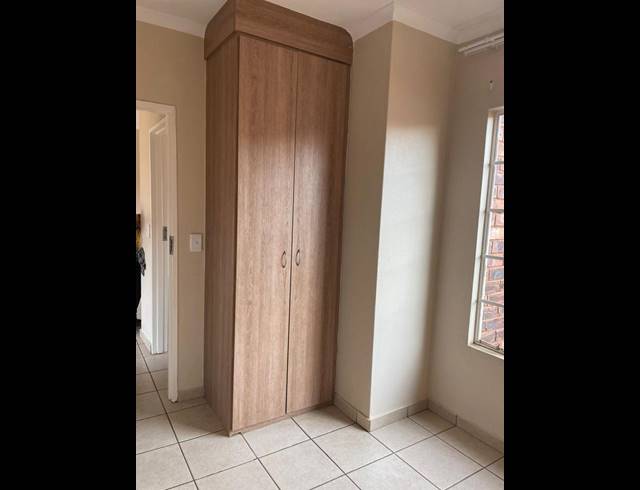 2 BEDROOM TOWNHOUSE FOR SALE IN THE ORCHARDS